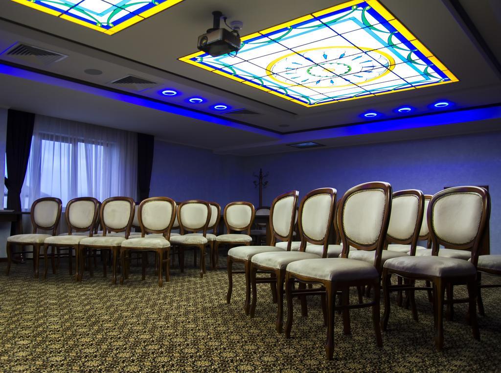 Hotel Giuliano Bragadiru Buitenkant foto