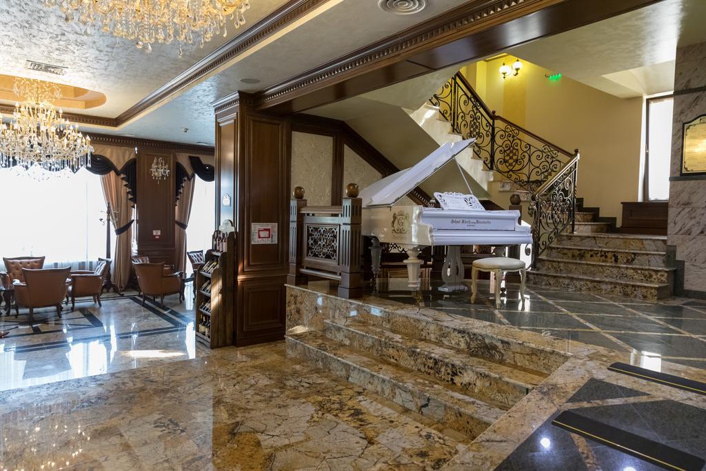 Hotel Giuliano Bragadiru Buitenkant foto