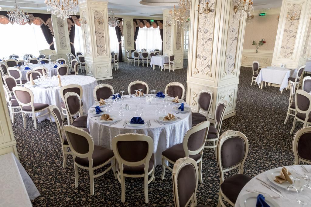 Hotel Giuliano Bragadiru Buitenkant foto