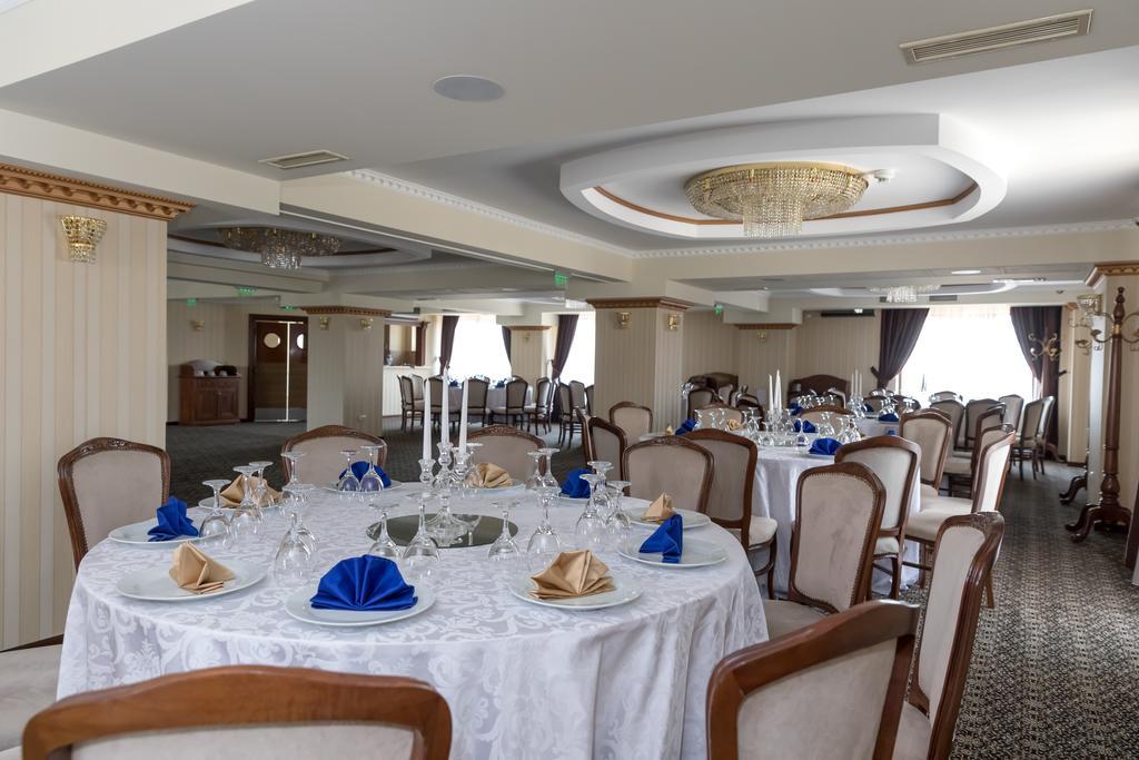 Hotel Giuliano Bragadiru Buitenkant foto