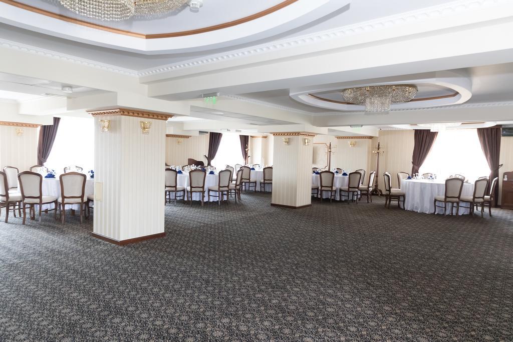 Hotel Giuliano Bragadiru Buitenkant foto